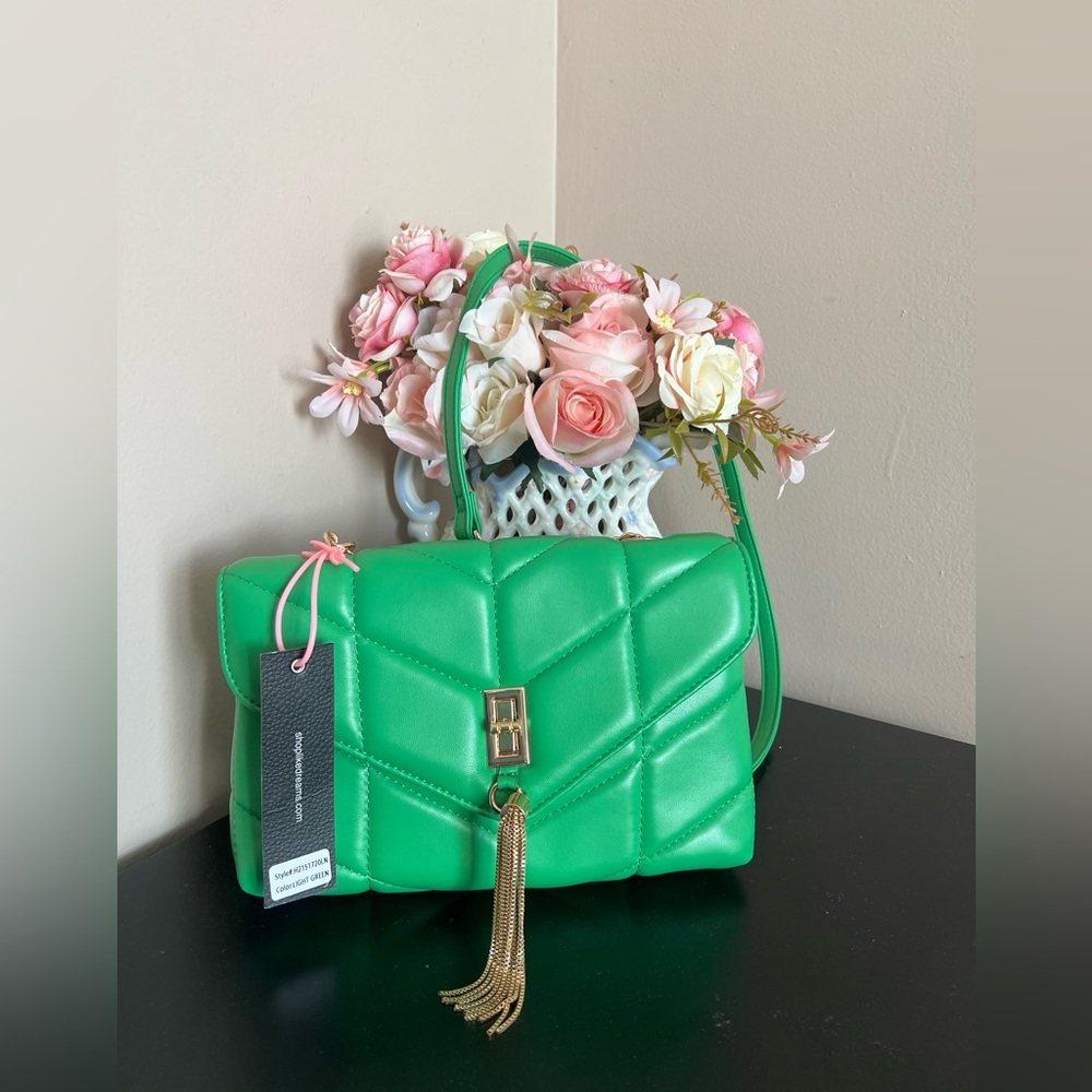 Green Shoulder Bag with Gold Accent